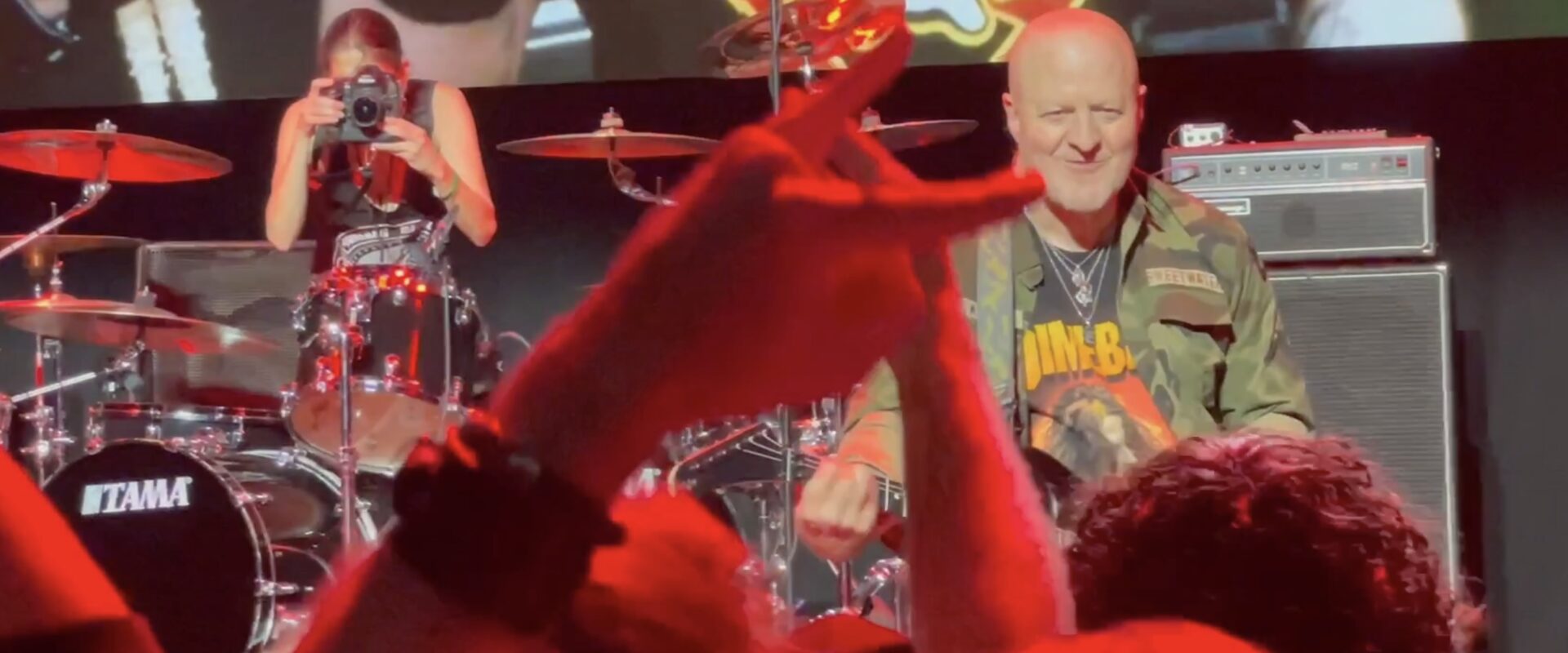 Permalink to: Dimebash – Nick Bowcott guitar tribute